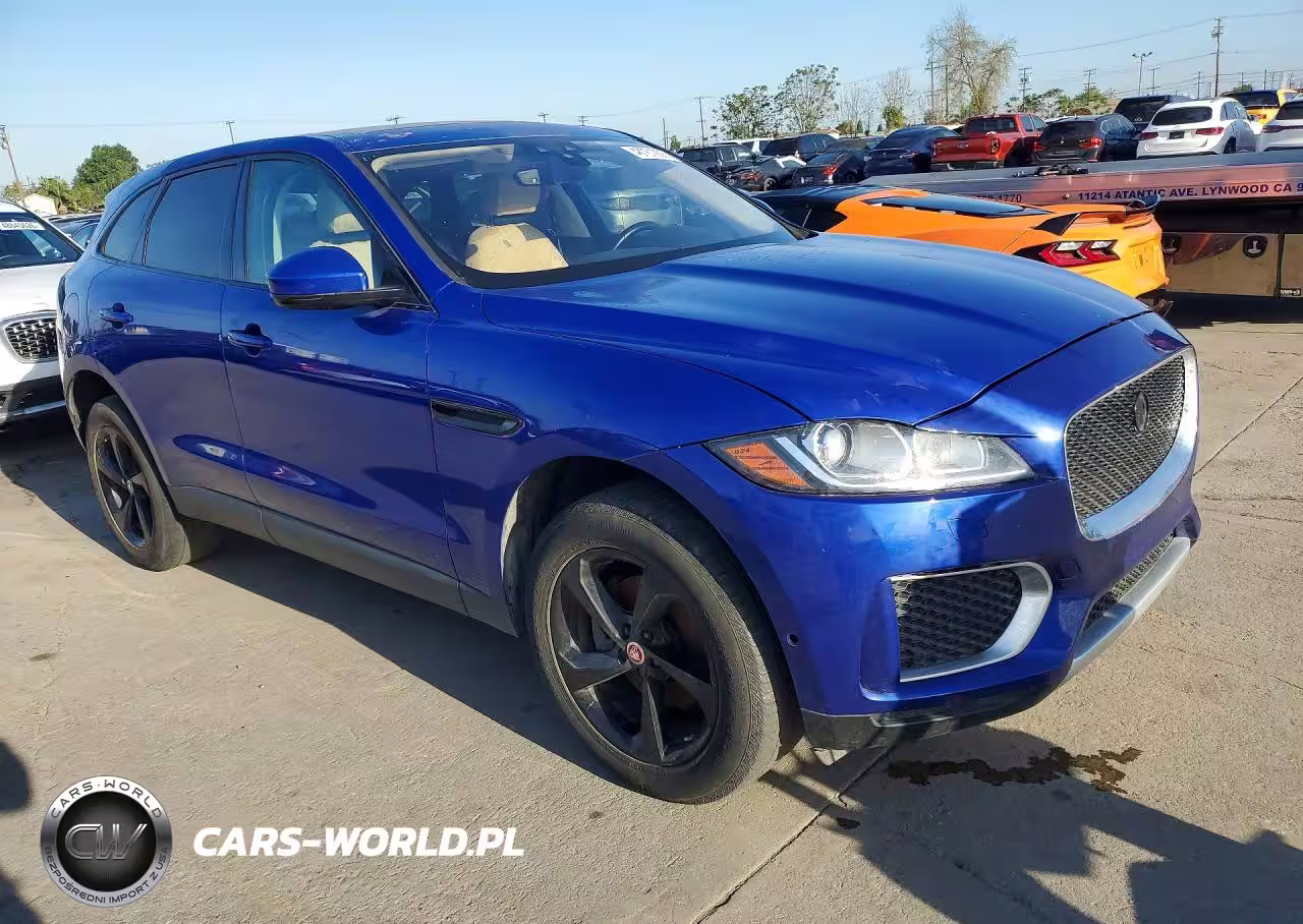 2020 Jaguar F-Pace Premium VIN:SADCJ2FX8LA633102 - 4
