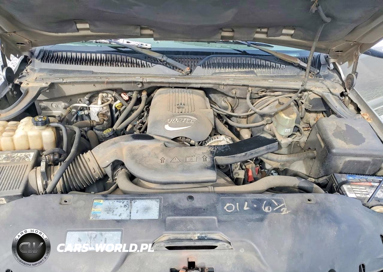 2002 Chevrolet Tahoe C1500 VIN:1GNEC13Z12J229692 - 12
