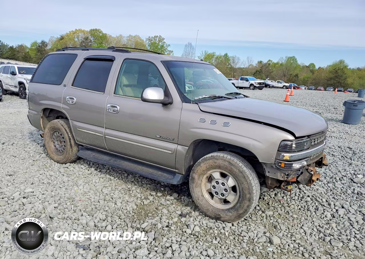 2002 Chevrolet Tahoe C1500 VIN:1GNEC13Z12J229692 - 4