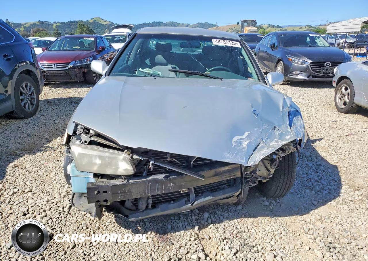 2000 Toyota Camry Le VIN:JT2BG22K1Y0388875 - 5