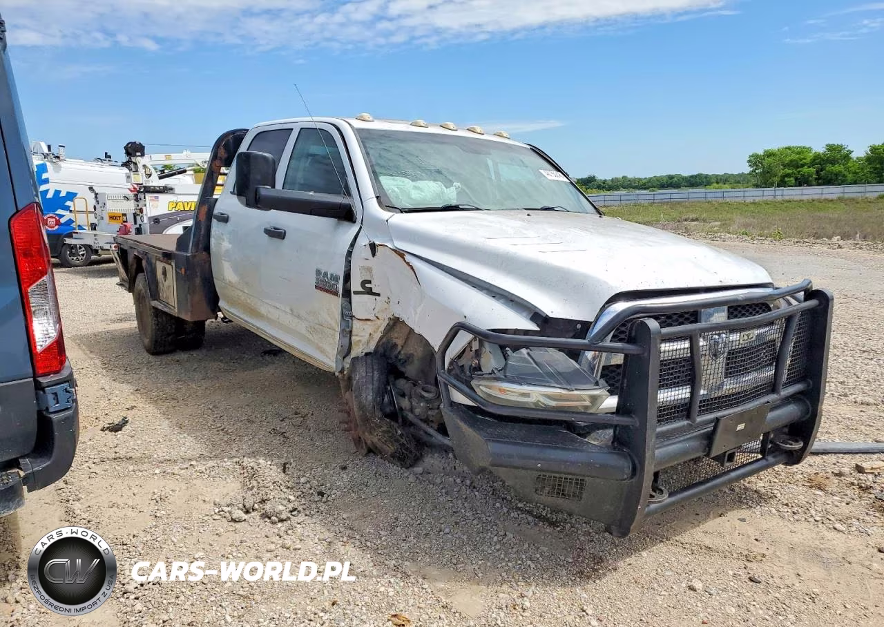 2016 Ram 3500 Flatbed Truck
