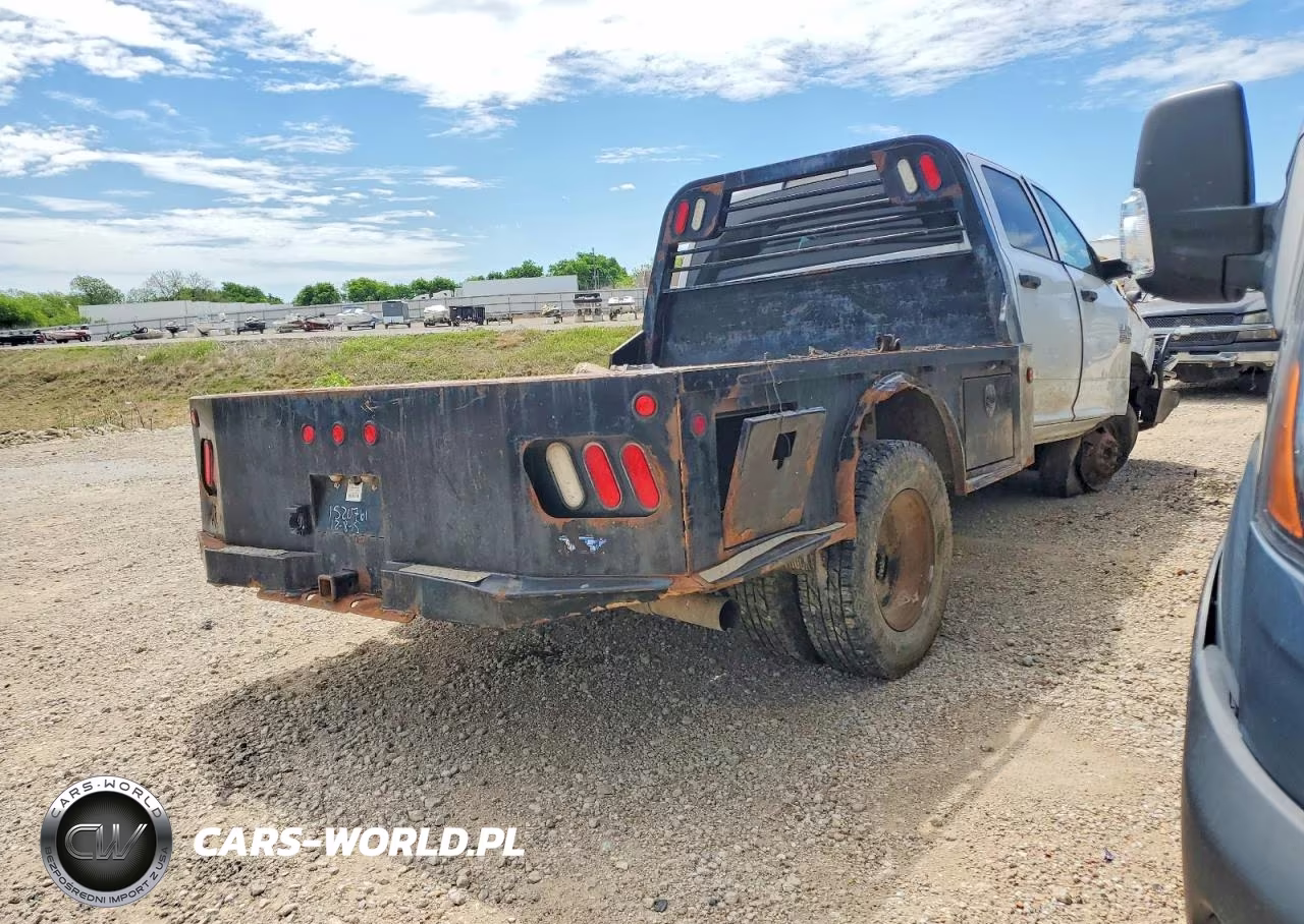 2016 Ram 3500 Flatbed Truck VIN:3C7WRTCL2GG258973 - 4
