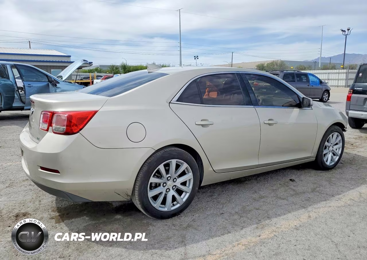 2015 Chevrolet Malibu 2Lt VIN:1G11D5SL9FF162818 - 3