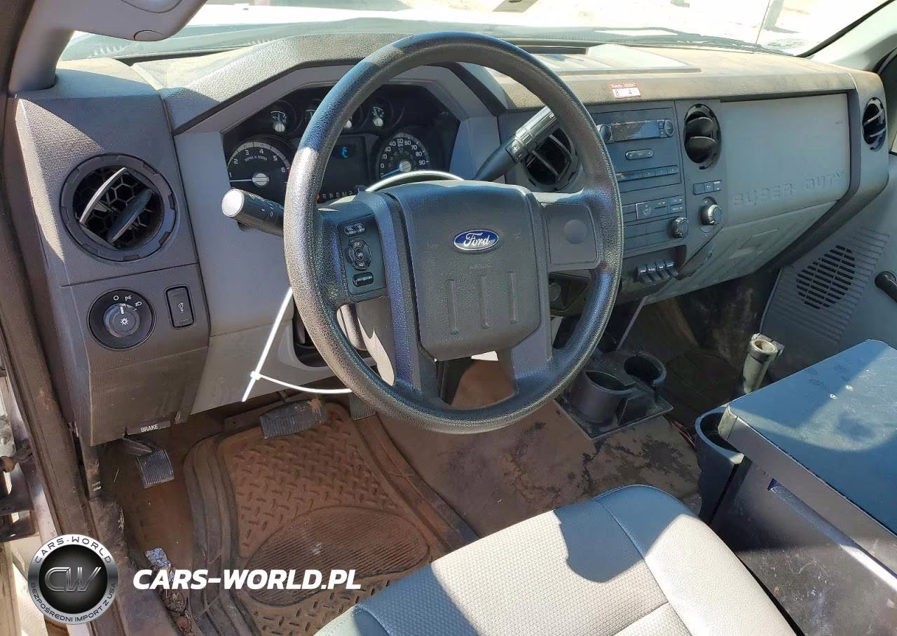 2013 Ford F350 Super Duty Utility - Service Truck VIN:1FDRF3A62DEB92293 - 8