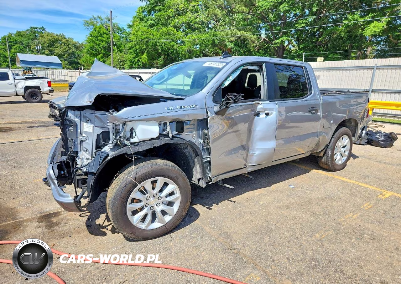 2024 Chevrolet Silverado C1500 Custom – zdjęcie 1 z 12
