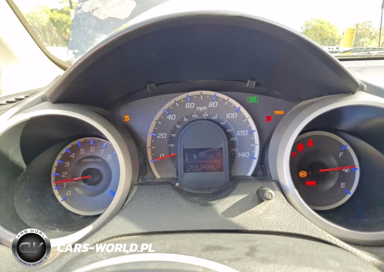 2013 Honda Fit VIN:JHMGE8H37DC025803 - 9