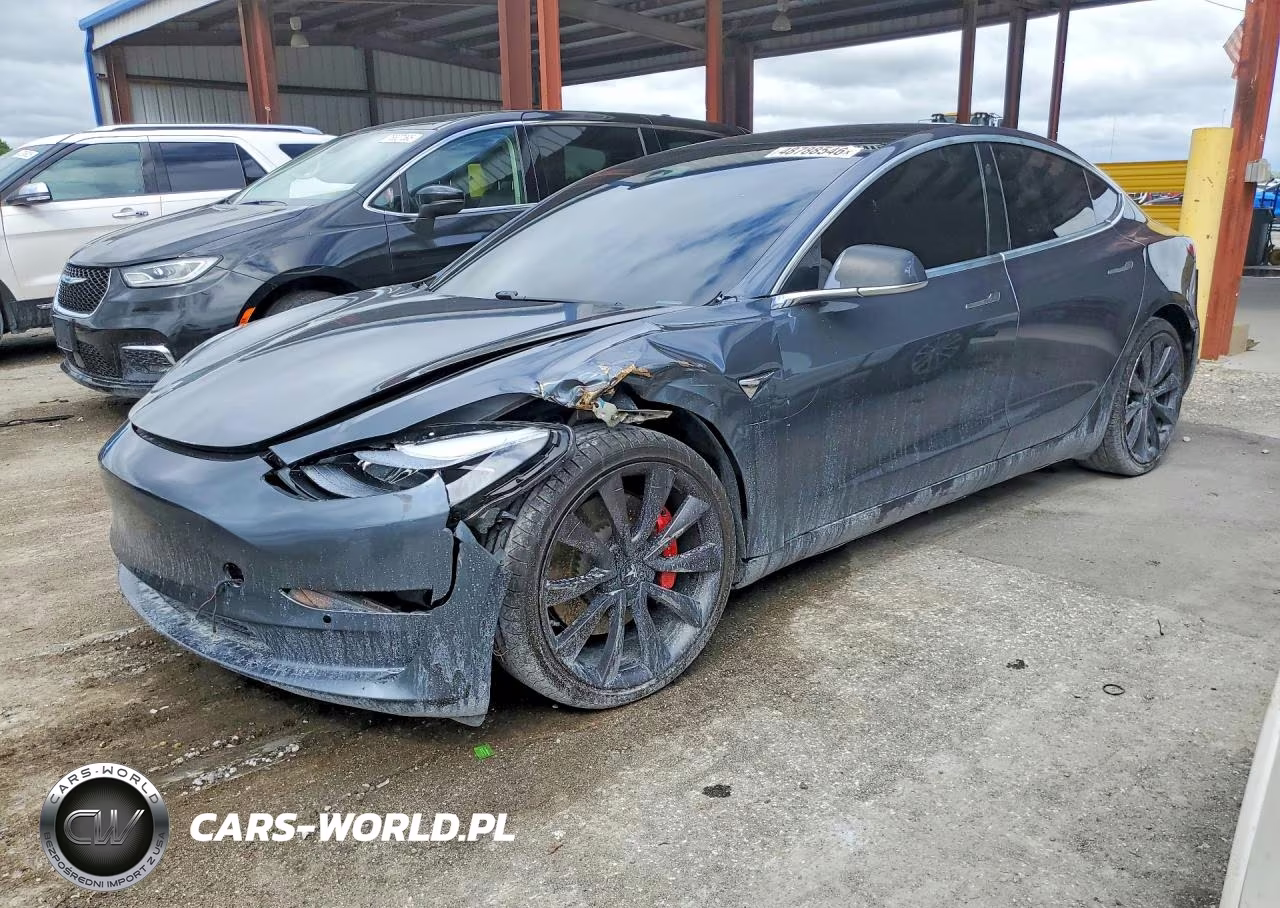 2020 Tesla Model 3 – zdjęcie 1 z 12