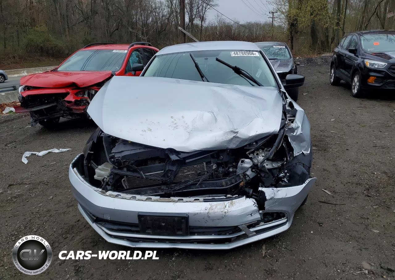 2015 Volkswagen Jetta Base VIN:3VW2K7AJ6FM284949 - 5