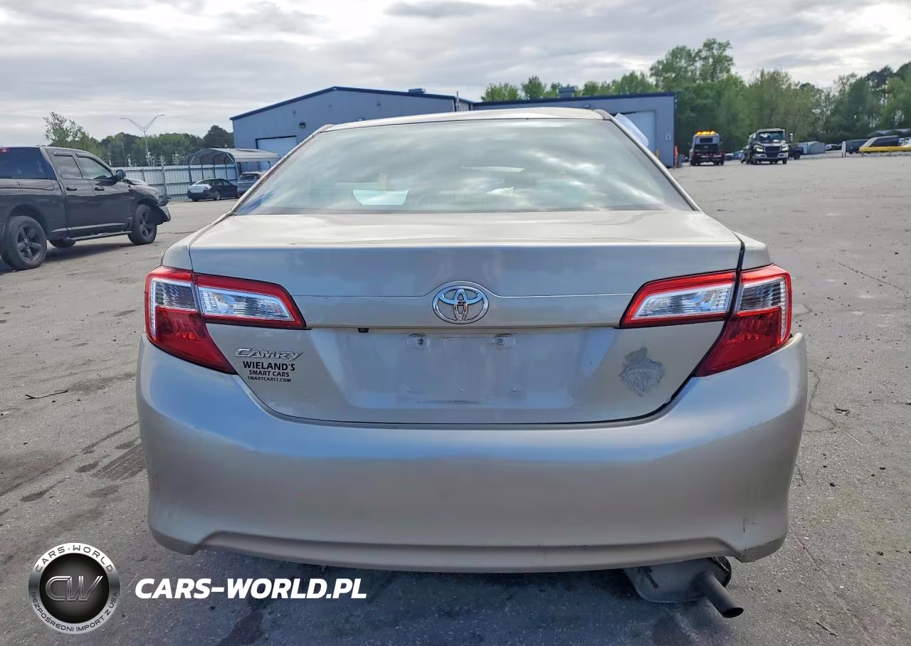 2014 Toyota Camry L VIN:4T1BF1FK1EU832657 - 6