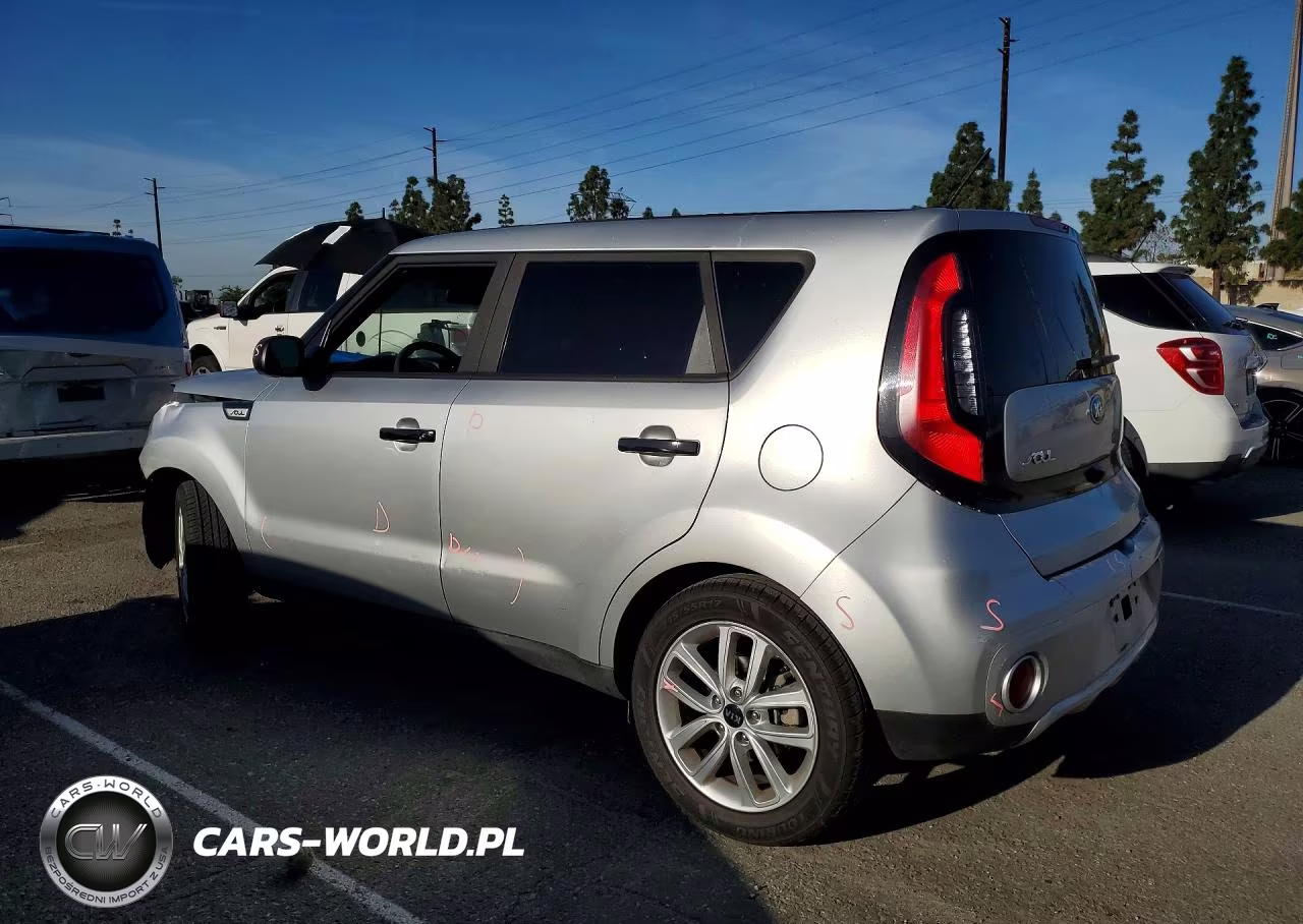 2018 Kia Soul + VIN:KNDJP3A53J7595172 - 2