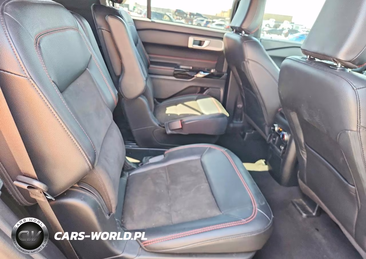 2023 Ford Explorer St-Line VIN:1FMSK8KH1PGB03526 - 11