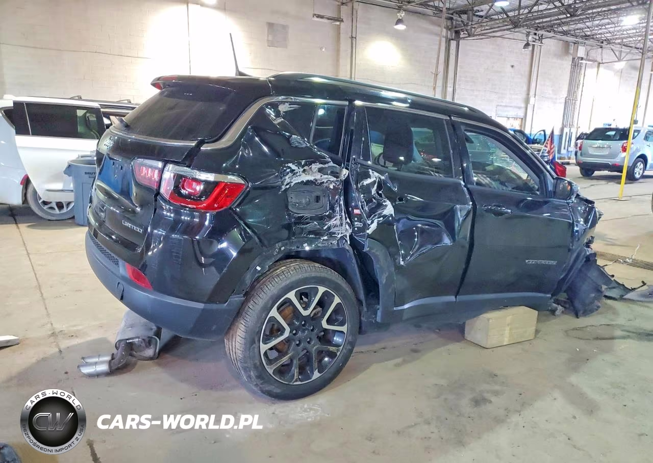 2018 Jeep Compass Limited VIN:3C4NJDCB7JT423489 - 3