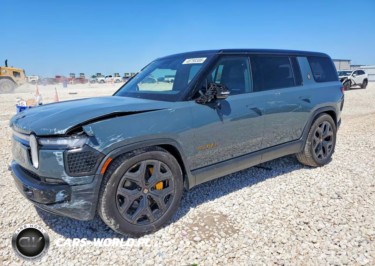 2026 Rivian R1S Premium