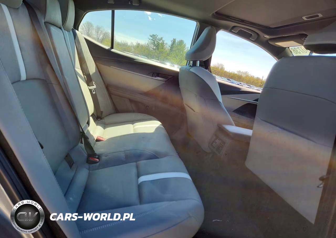 2025 Toyota Camry Se VIN:4T1DAACK2SU634824 - 10