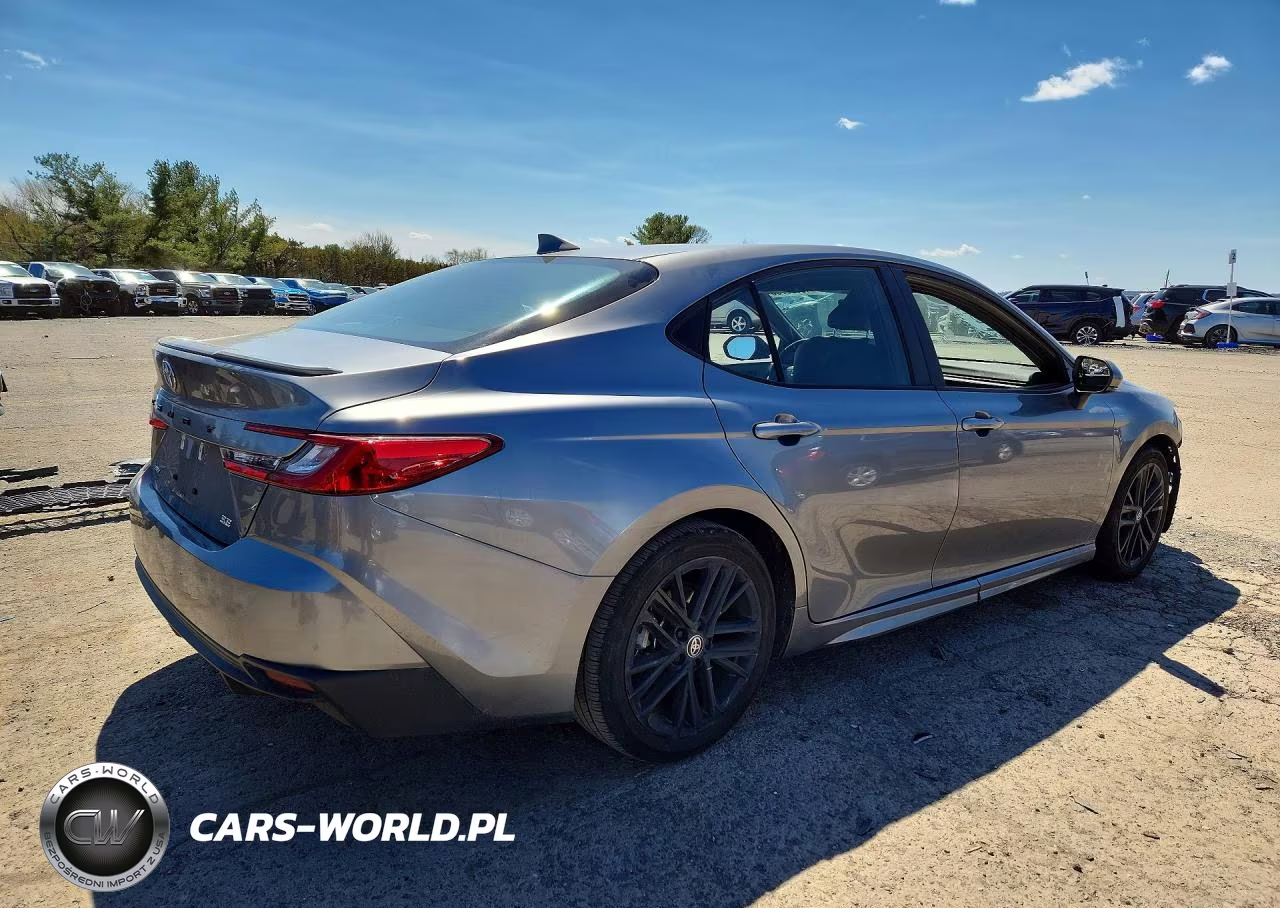 2025 Toyota Camry Se VIN:4T1DAACK2SU634824 - 3