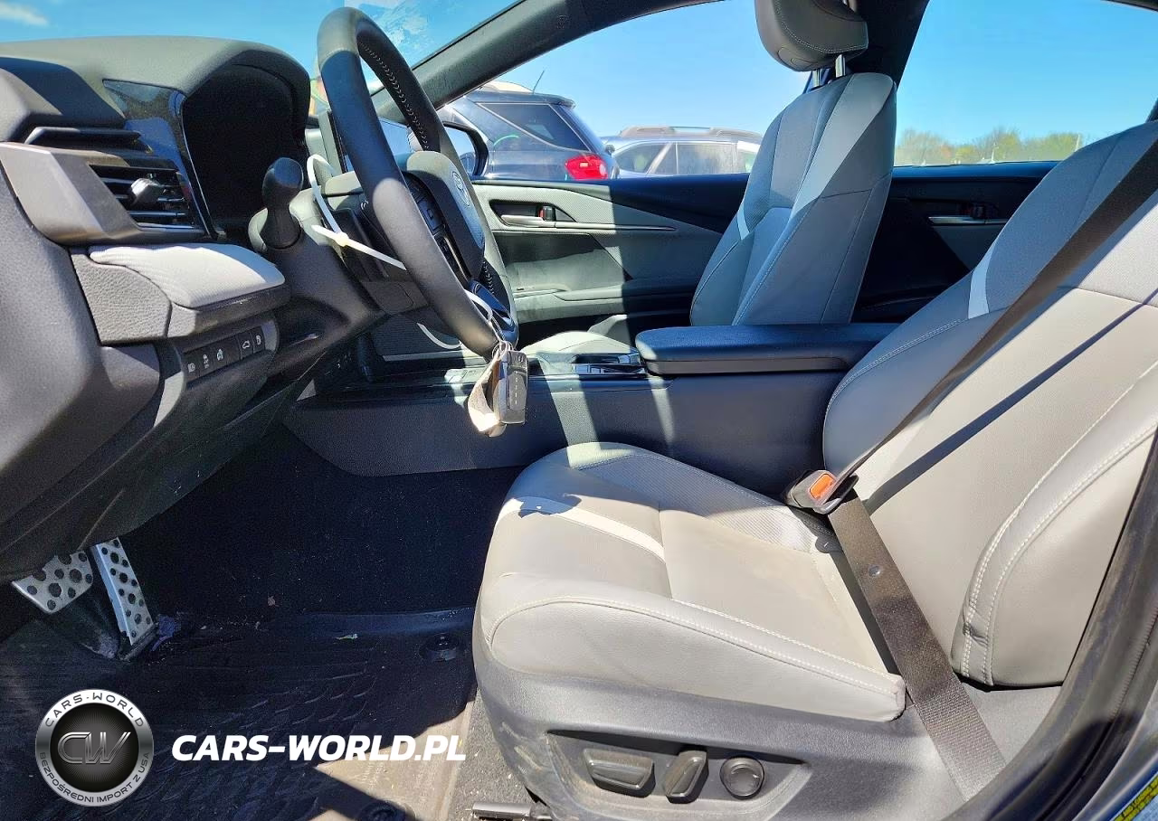 2025 Toyota Camry Se VIN:4T1DAACK2SU634824 - 7