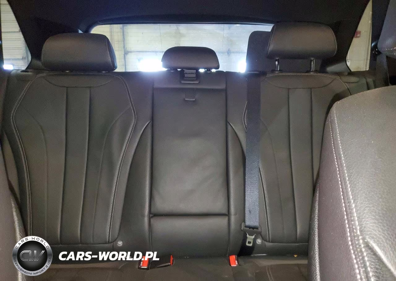 2018 BMW X5 xDrive35I VIN:5UXKR0C5XJL074448 - 10