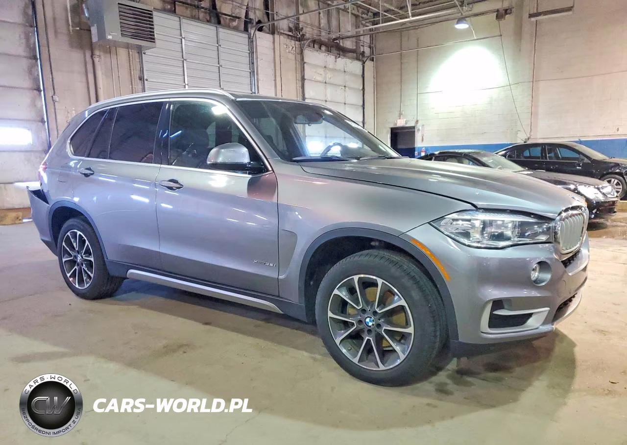 2018 BMW X5 xDrive35I VIN:5UXKR0C5XJL074448 - 4