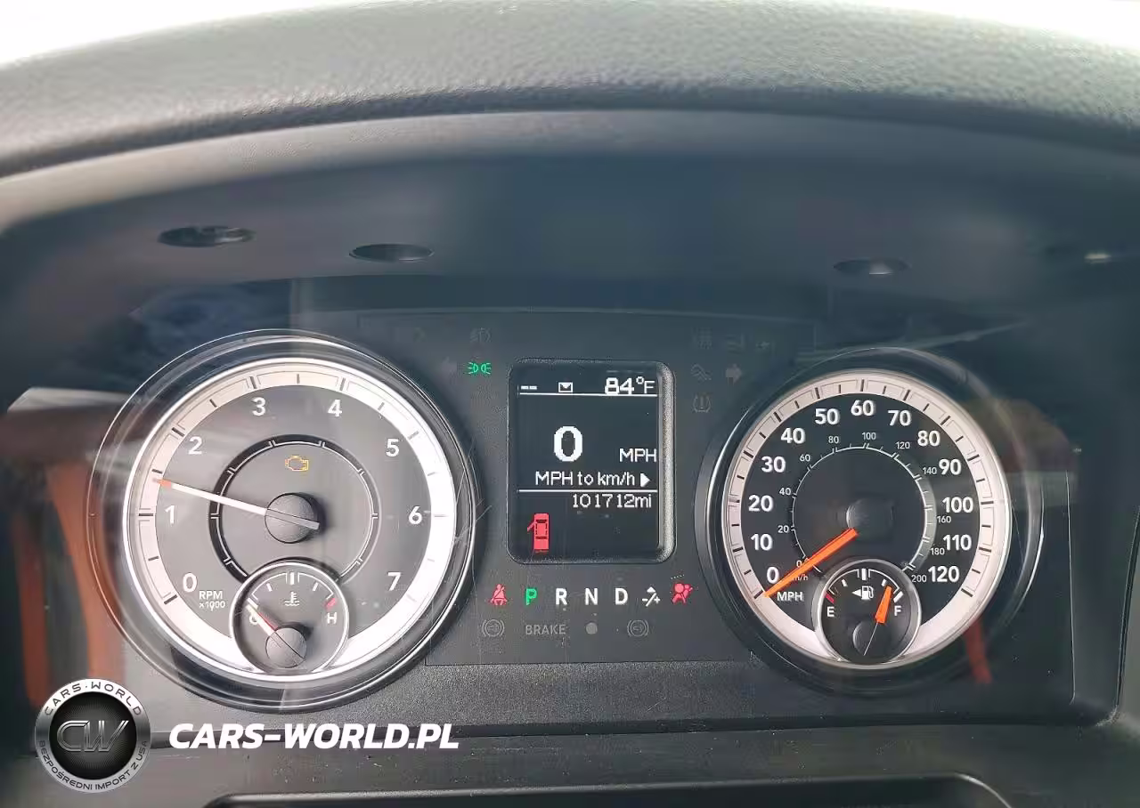 2021 Ram 1500 Classic Tradesman VIN:1C6RR6FT5MS576105 - 9