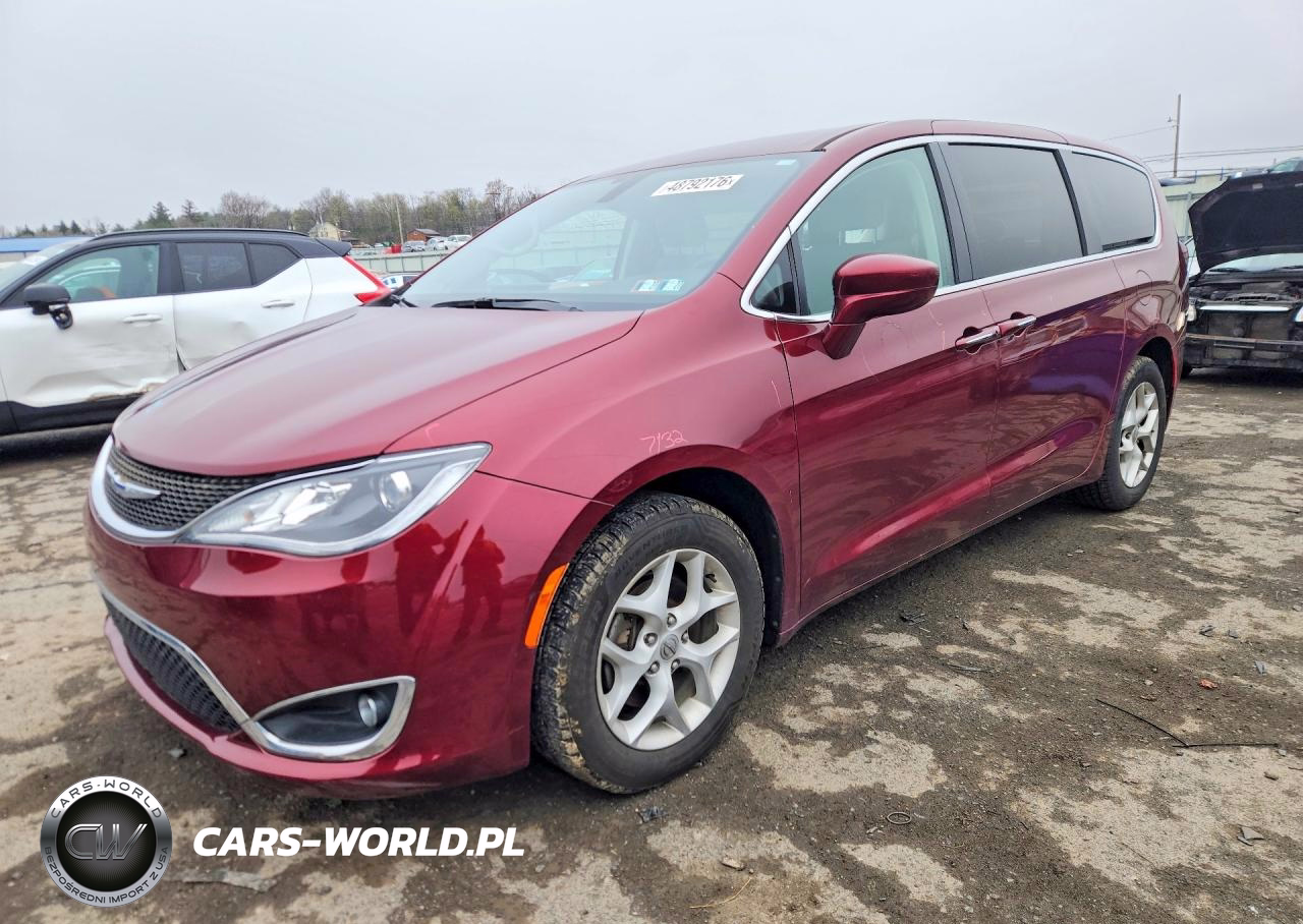 2018 Chrysler Pacifica Touring Plus