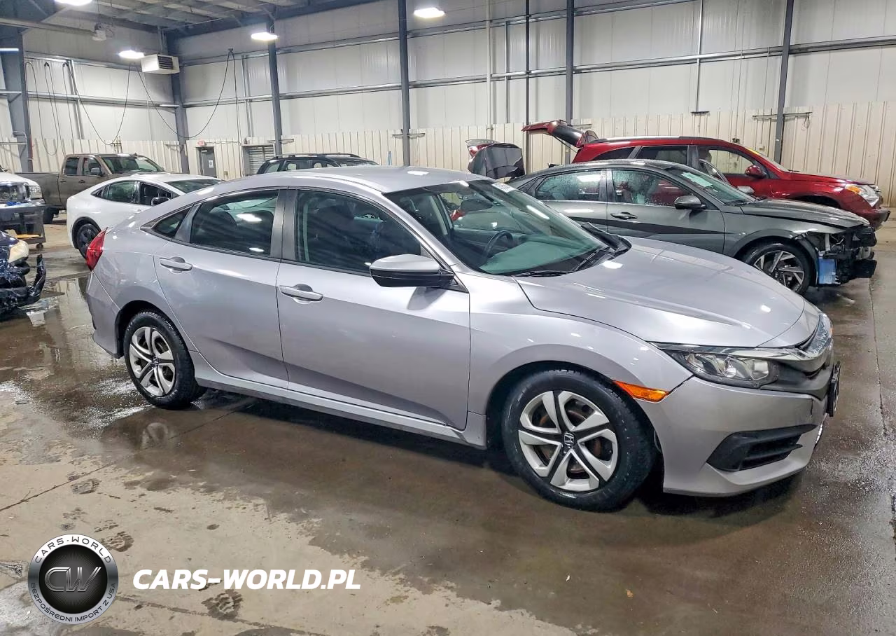 2018 Honda Civic Lx VIN:2HGFC2F56JH572026 - 4