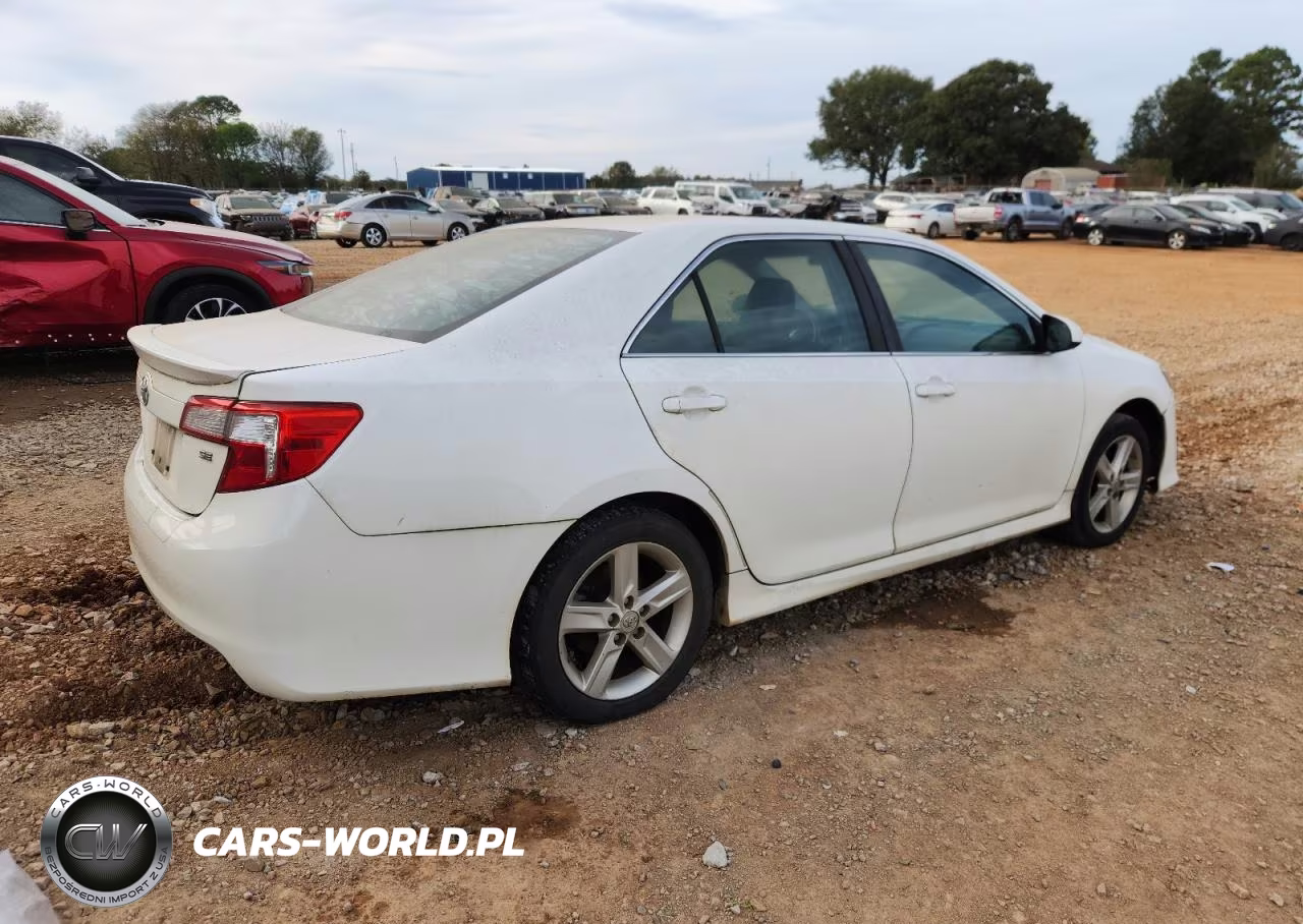 2013 Toyota Camry L VIN:4T1BF1FK9DU686653 - 3