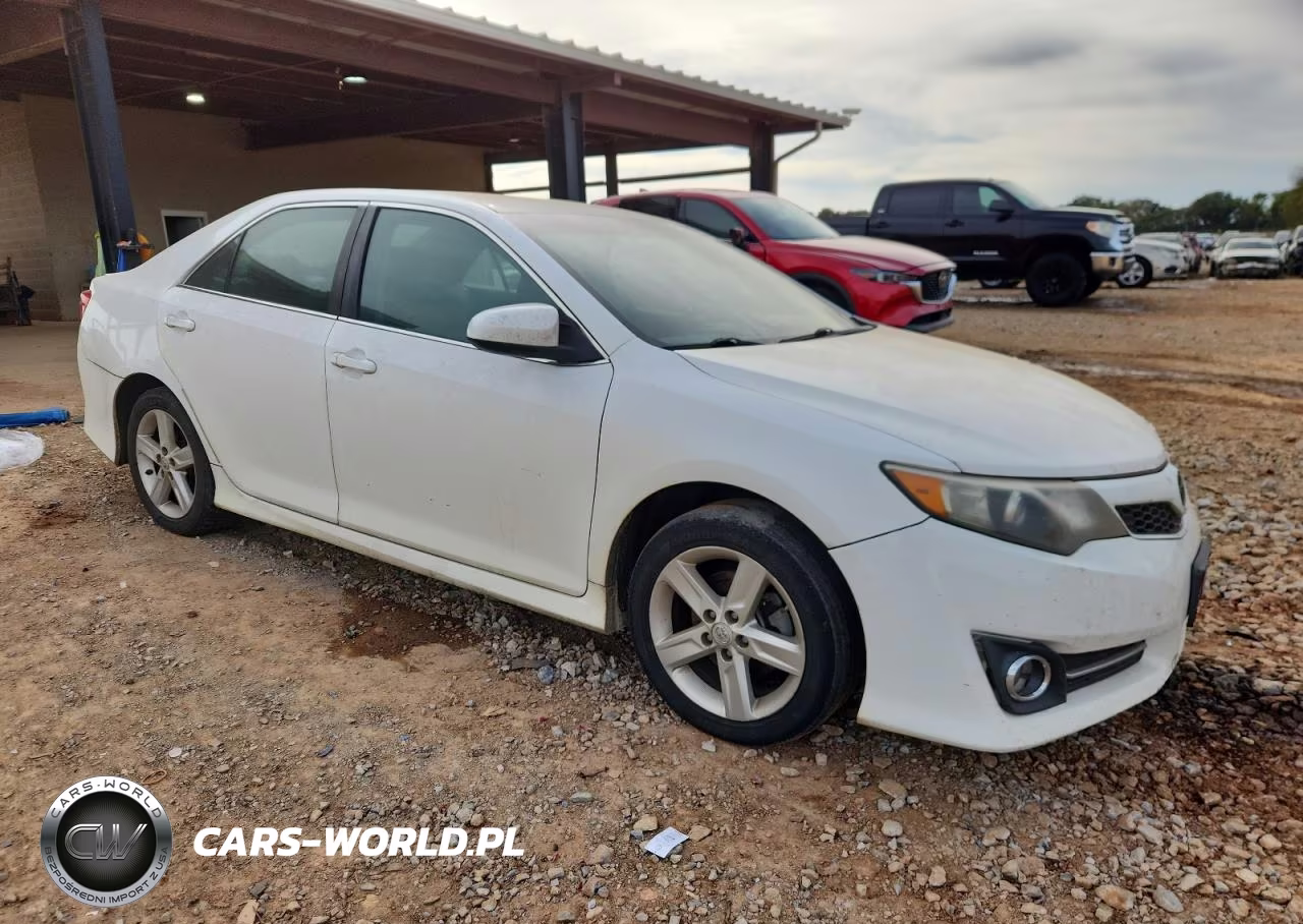 2013 Toyota Camry L VIN:4T1BF1FK9DU686653 - 4