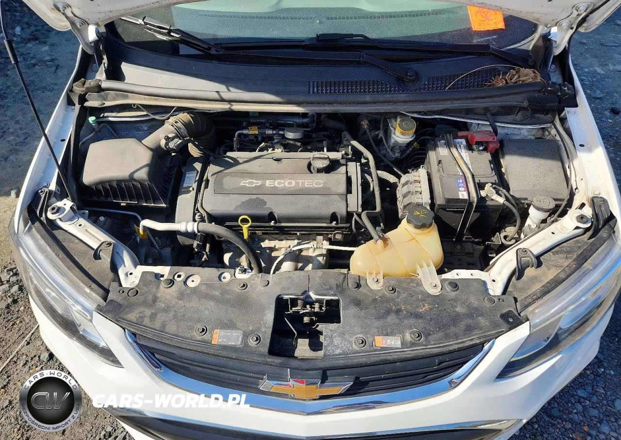 2018 Chevrolet Sonic VIN:1G1JG6SH1J4105526 - 11