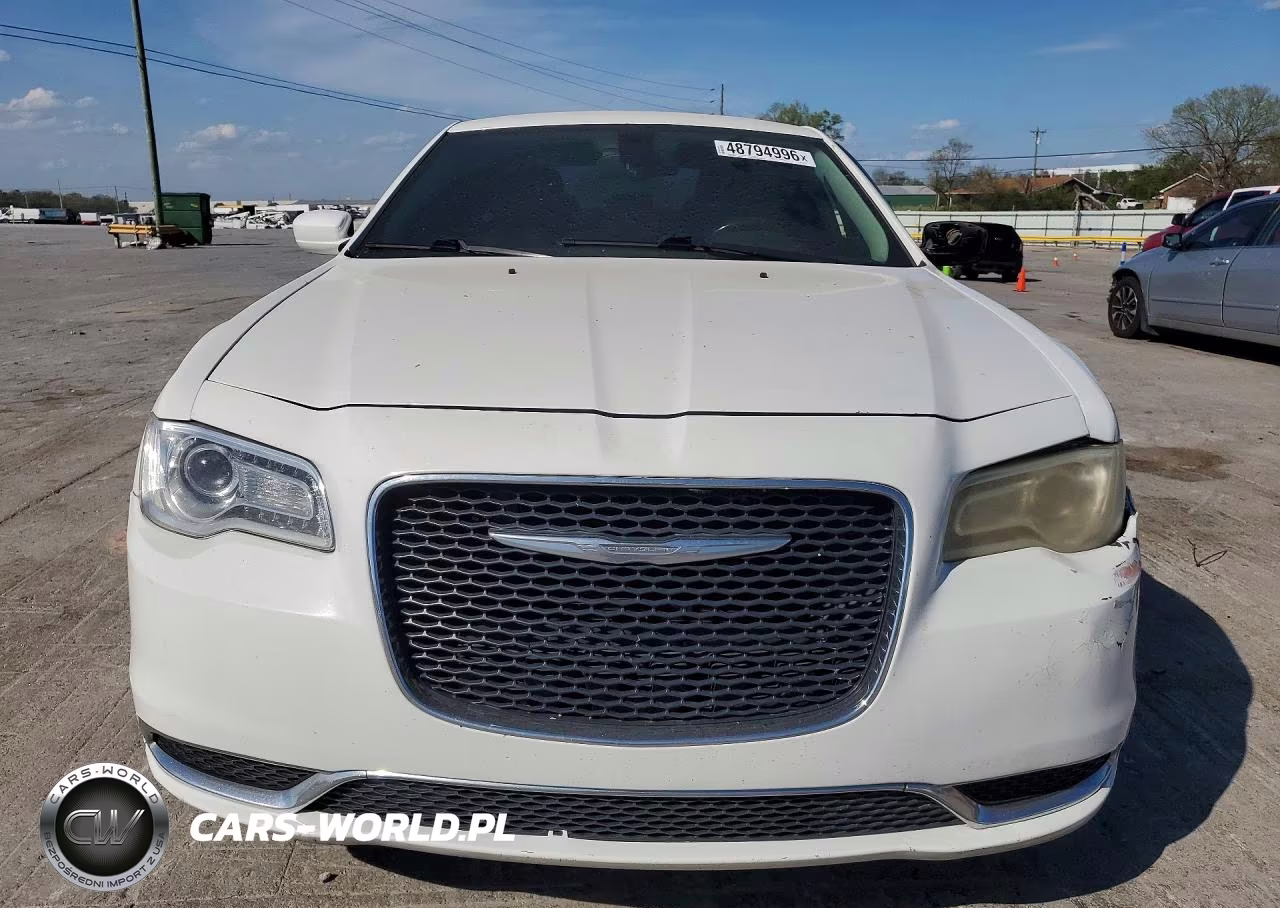 2016 Chrysler 300 Limited VIN:2C3CCAAG3GH206655 - 5
