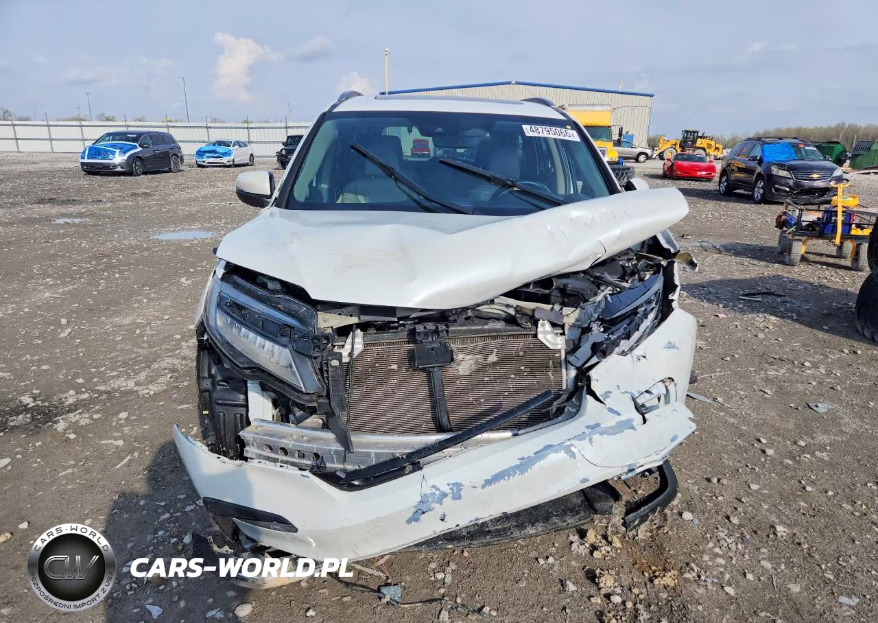 2021 Honda Pilot Touring VIN:5FNYF6H91MB087616 - 5
