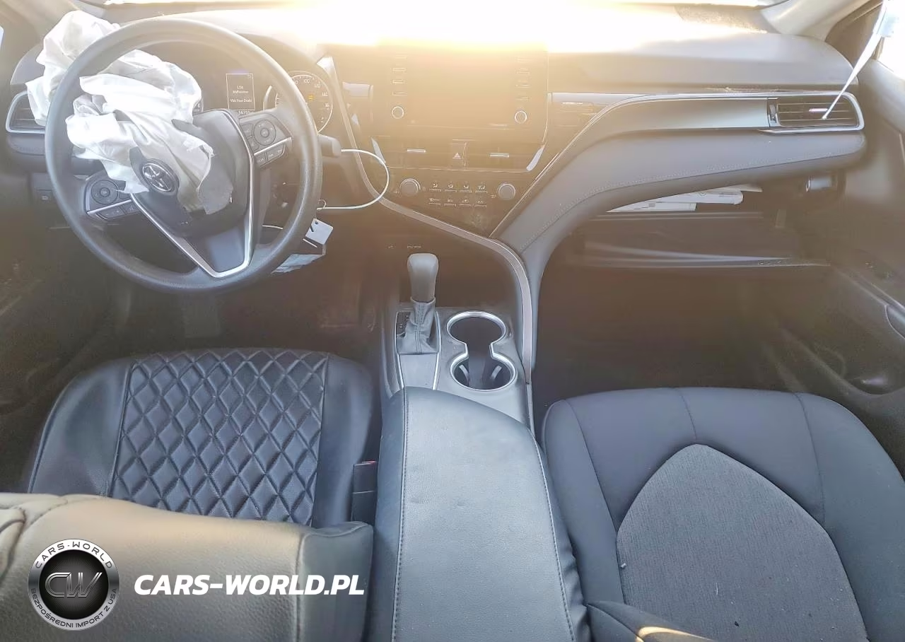 2021 Toyota Camry Le VIN:4T1C11AK1MU464411 - 8