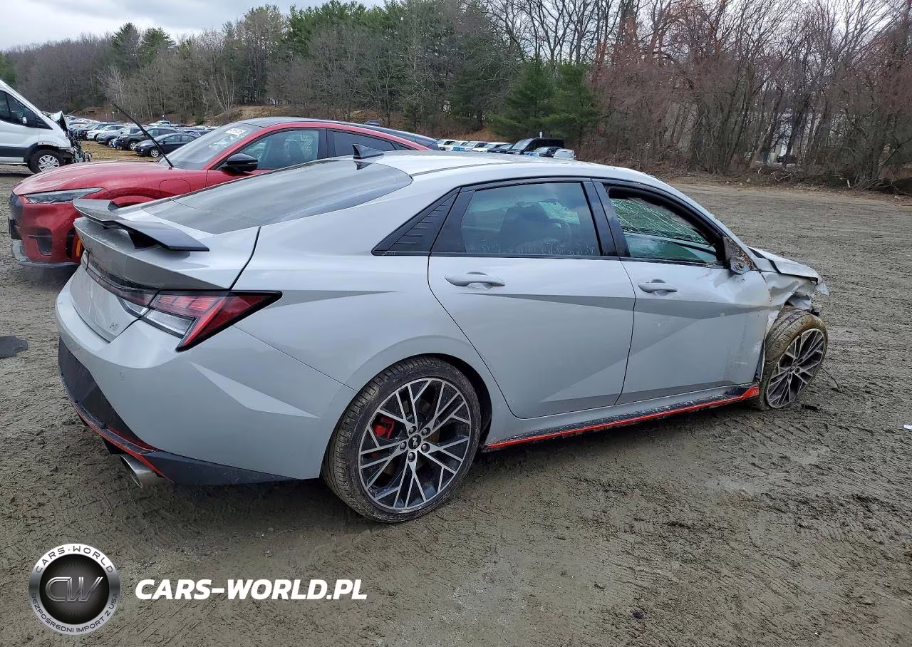 2023 Hyundai Elantra N Base VIN:KMHLW4AK8PU018828 - 3