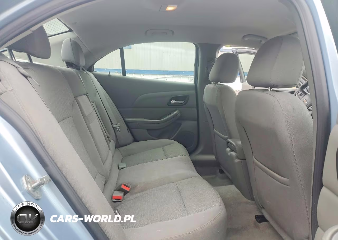 2013 Chevrolet Malibu Ls VIN:1G11B5SA1DU120186 - 10