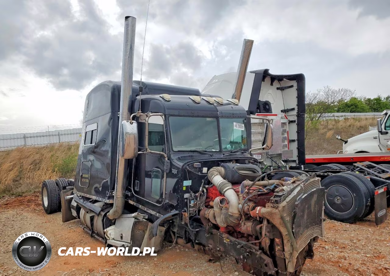 2013 Peterbilt 386 Semi Truck