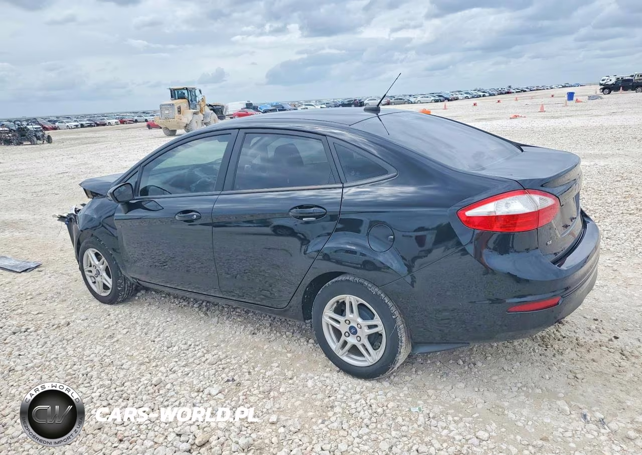 2018 Ford Fiesta Se VIN:3FADP4BJ2JM120011 - 2