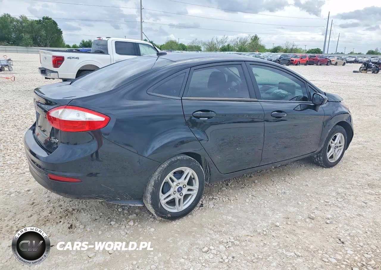 2018 Ford Fiesta Se VIN:3FADP4BJ2JM120011 - 3
