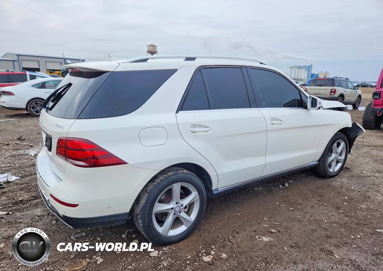 2016 Mercedes-Benz Gle 350 4Matic VIN:4JGDA5HB0GA804509 - 3