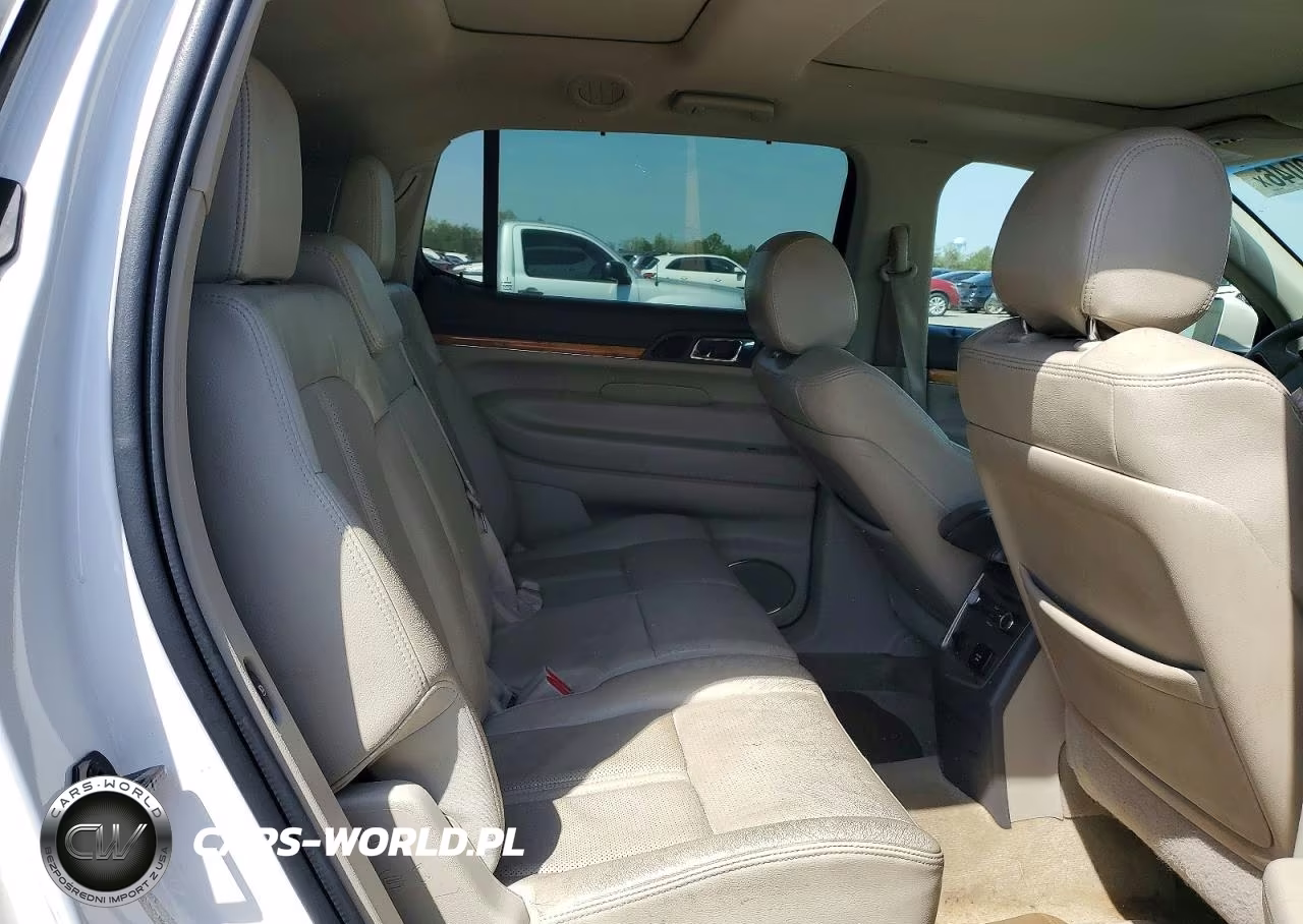 2011 Lincoln Mkt VIN:2LMHJ5ATXBBJ54769 - 11