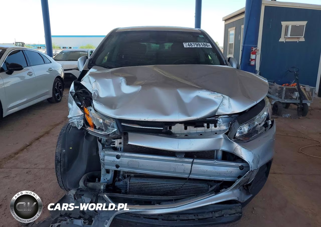 2018 Chevrolet Trax Ls VIN:KL7CJNSB6JB700176 - 5