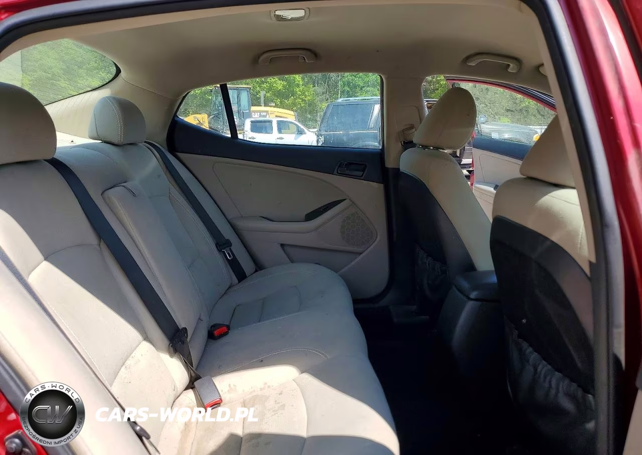 2015 Kia Optima Lx VIN:5XXGM4A70FG515397 - 10