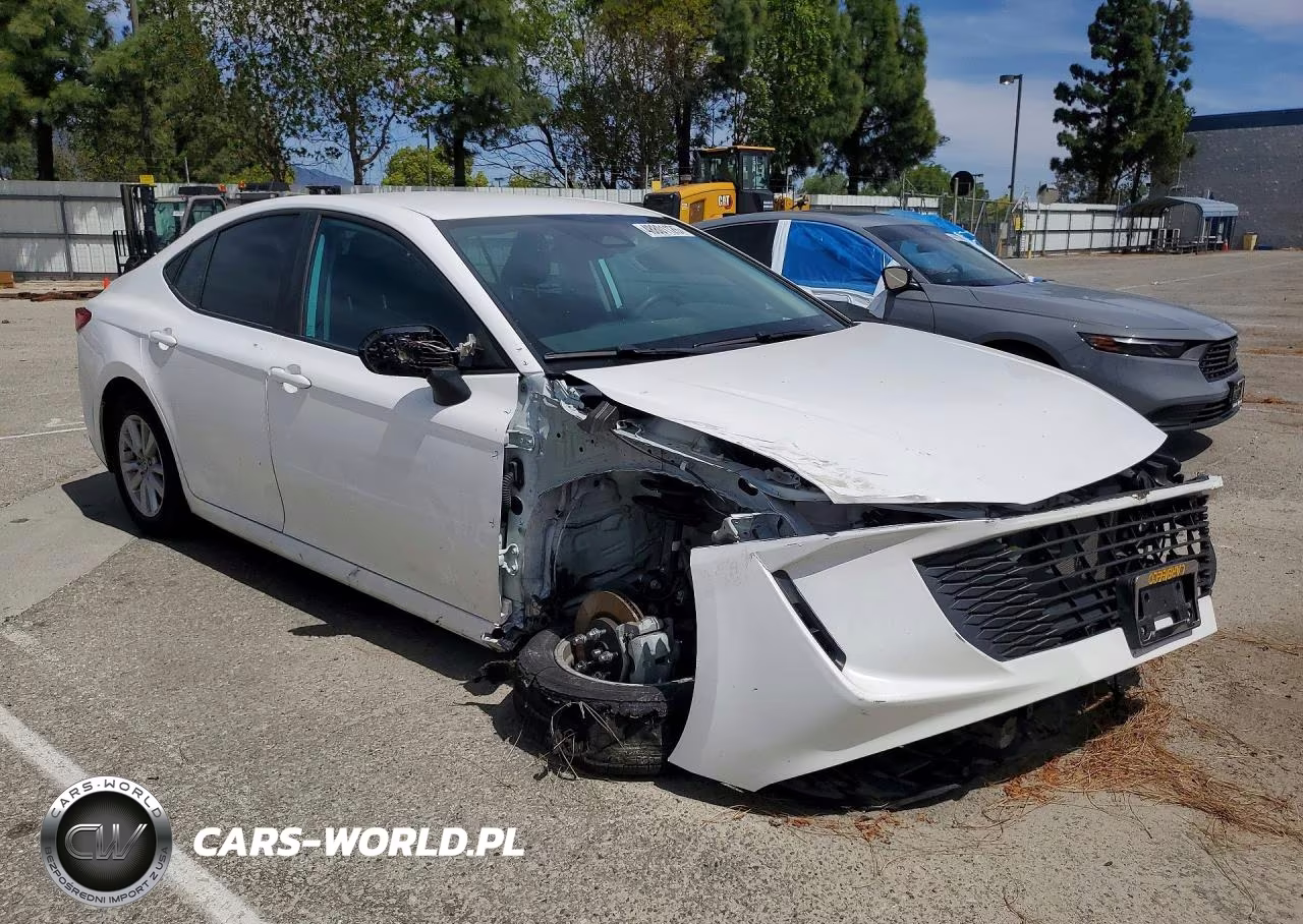 2025 Toyota Camry Le VIN:4T1DAACKXSU006218 - 4