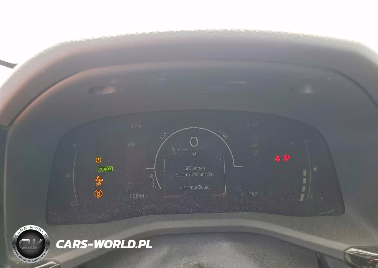 2025 Toyota Camry Le VIN:4T1DAACKXSU006218 - 9