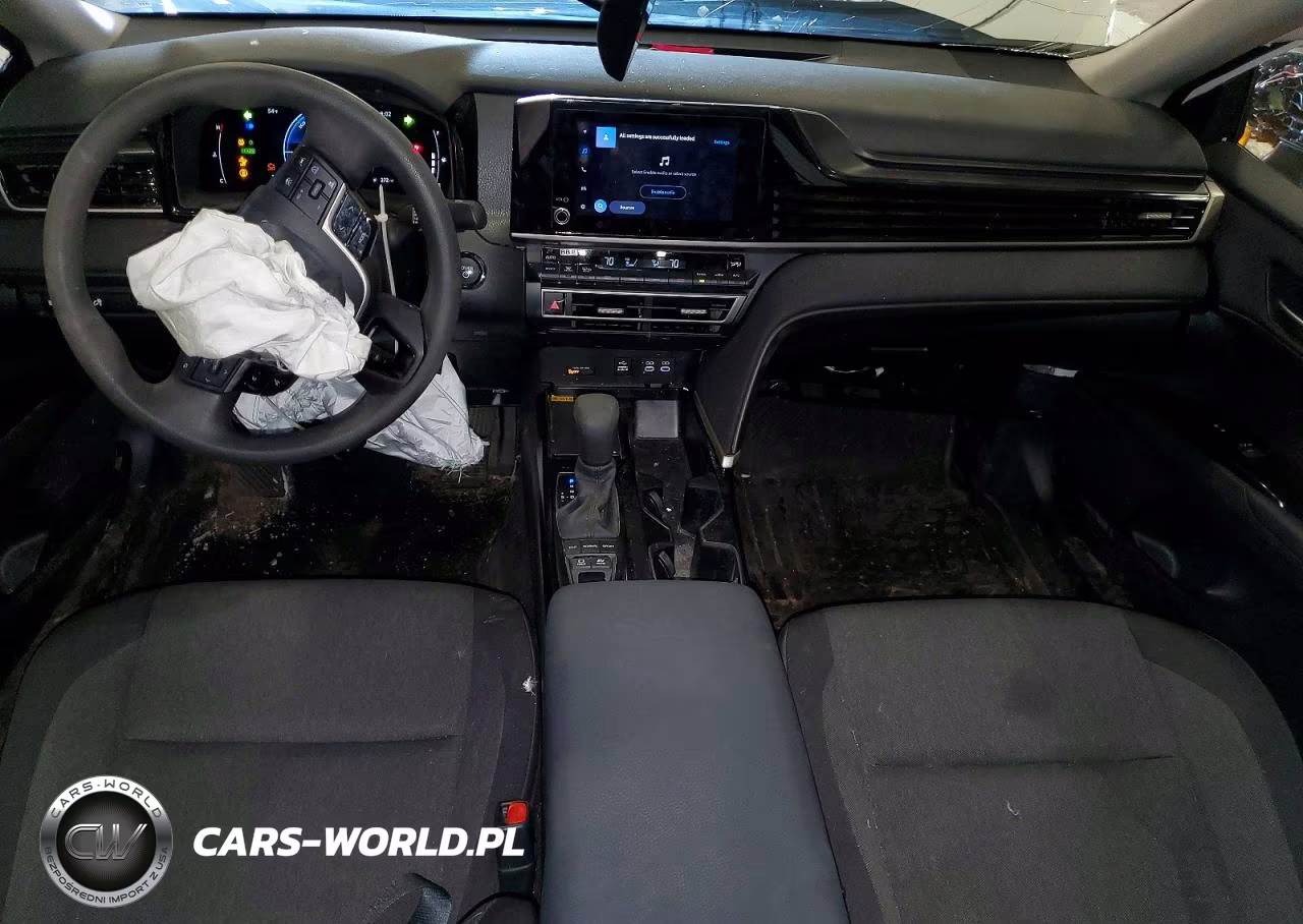 2025 Toyota Camry Le VIN:4T1DAACK7SU199041 - 8