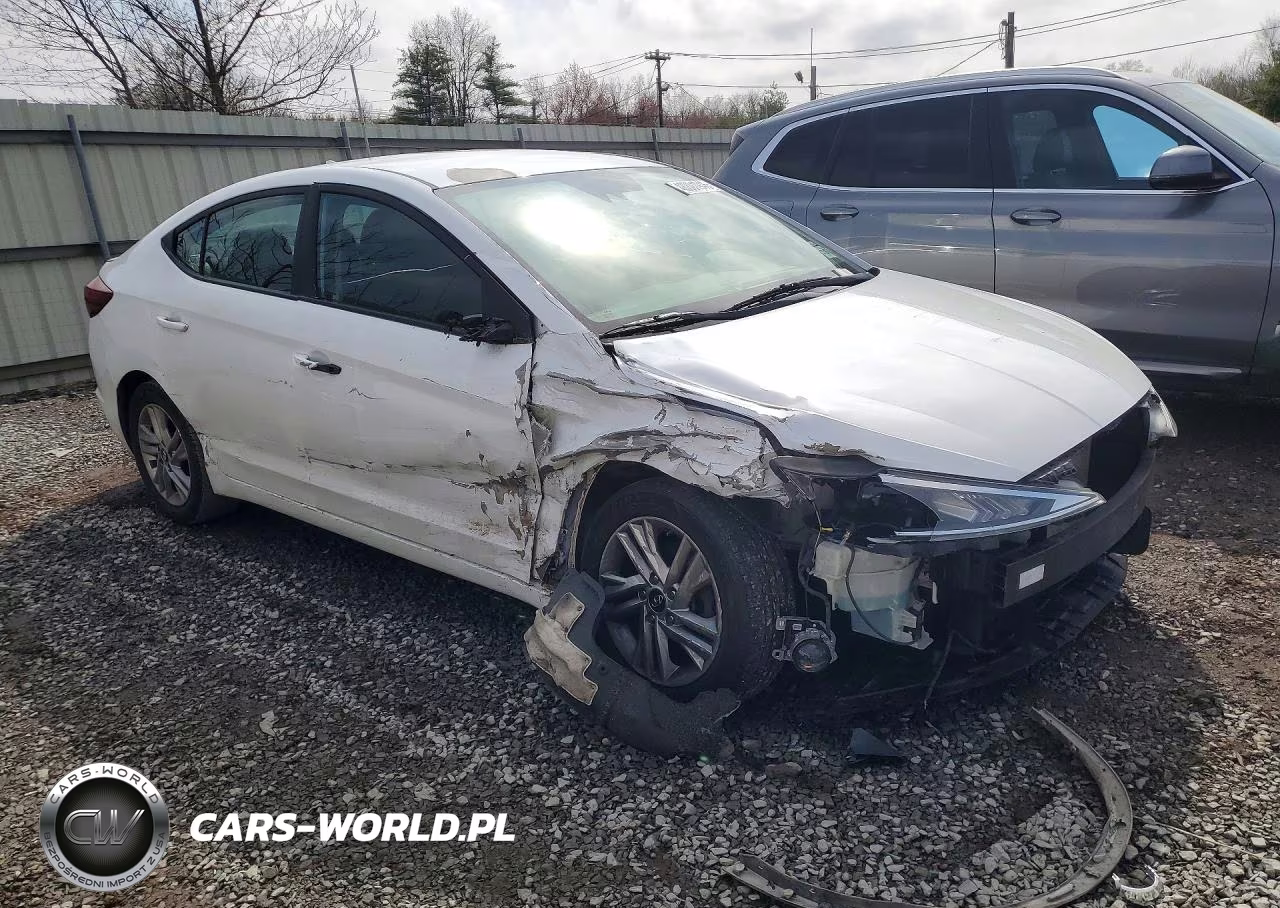2020 Hyundai Elantra Sel VIN:5NPD84LF5LH543675 - 4