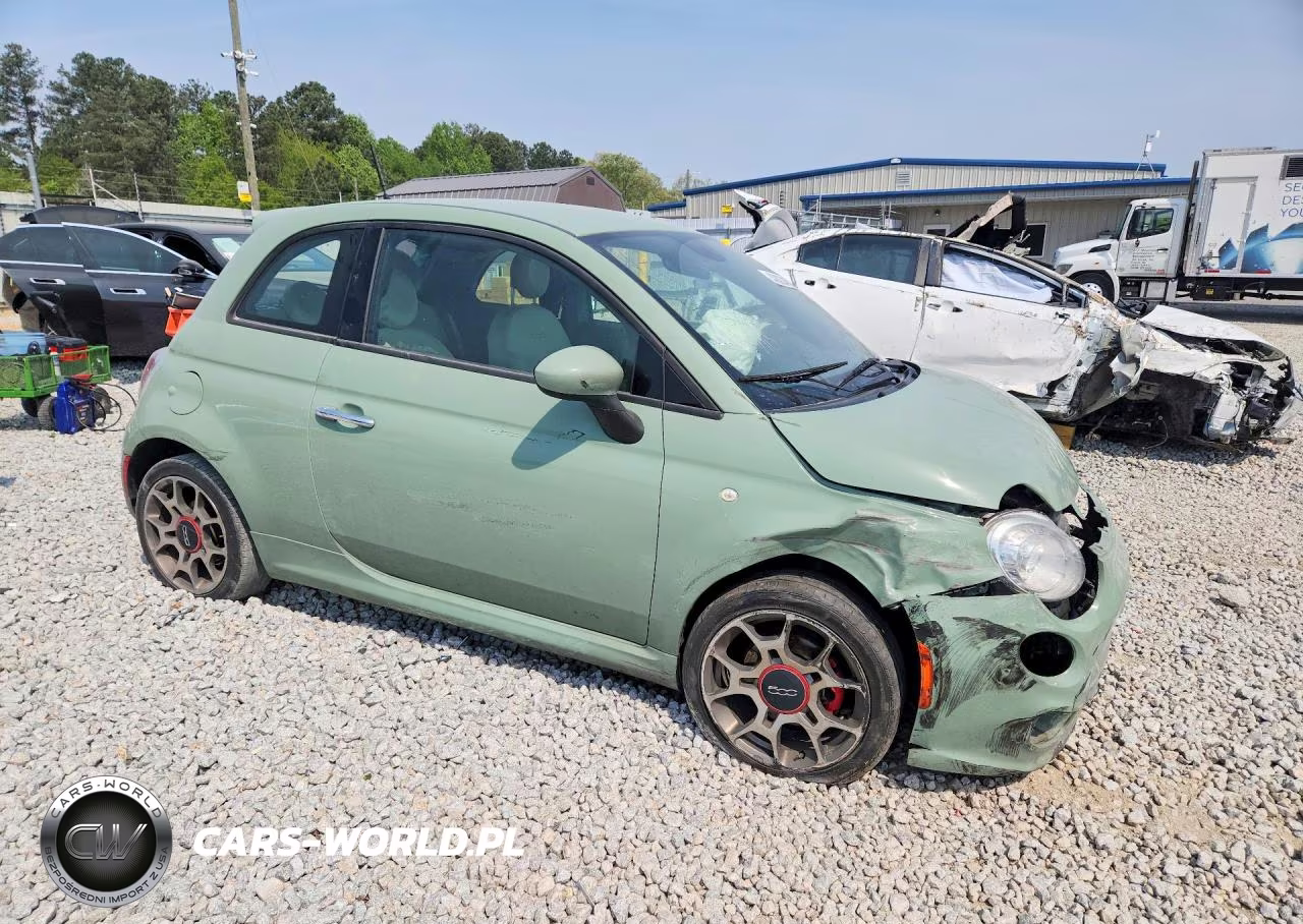 2015 Fiat 500 Sport VIN:3C3CFFBR1FT558837 - 4