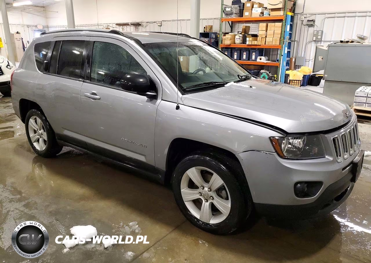 2017 Jeep Compass Sport VIN:1C4NJDBB9HD143333 - 4