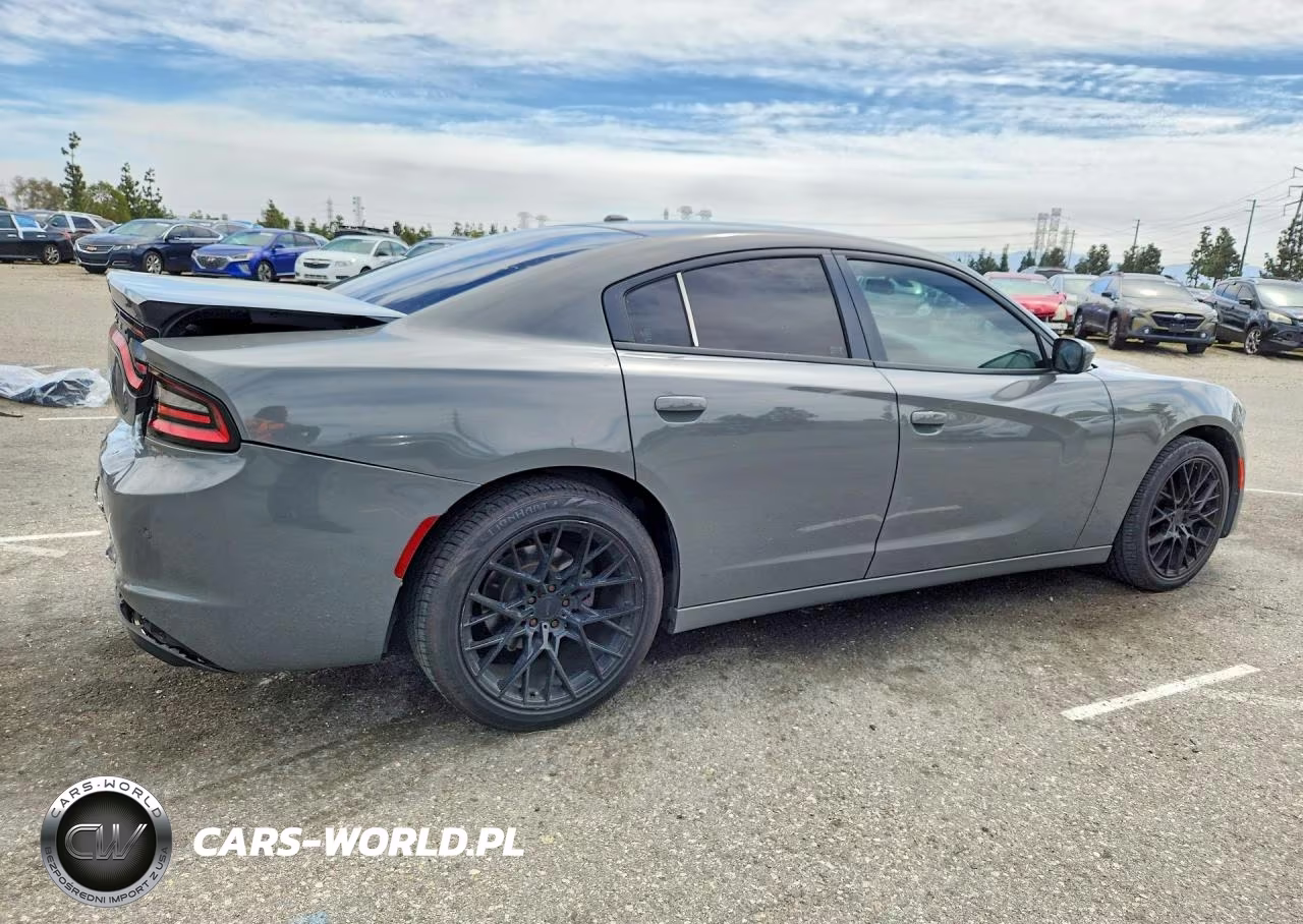 2019 Dodge Charger Sxt VIN:2C3CDXBG3KH700165 - 3