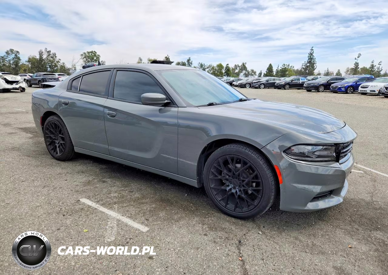 2019 Dodge Charger Sxt VIN:2C3CDXBG3KH700165 - 4