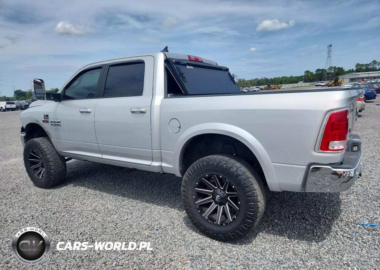 2017 Ram 1500 Laramie VIN:1C6RR7NM1HS881798 - 2