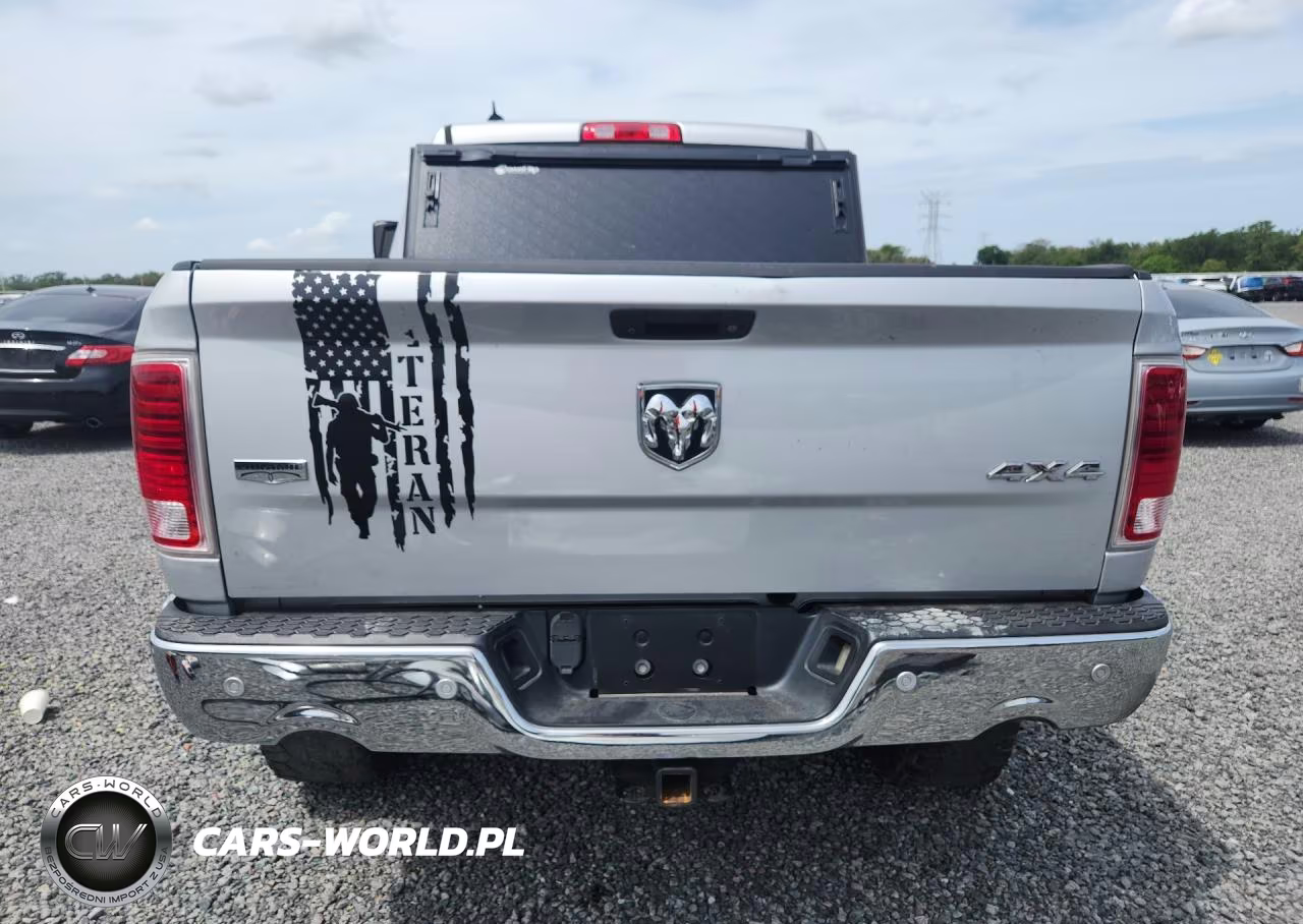 2017 Ram 1500 Laramie VIN:1C6RR7NM1HS881798 - 6